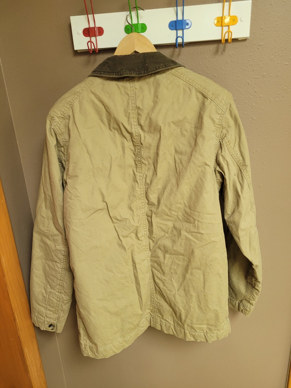 Old Navy Men's Khaki Field Jacket with Dark Brown Collar - Picture 4 of 7
